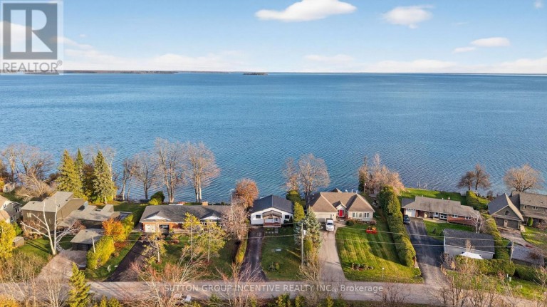211 MOON POINT DRIVE, Oro-Medonte, Ontario, L3V6H1