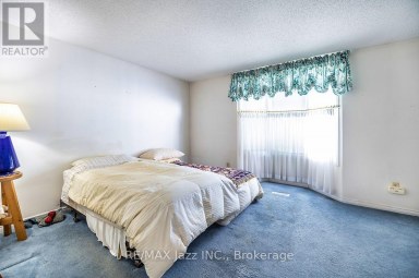 5 KING COURT Clarington (Newcastle) Ontario photo 15