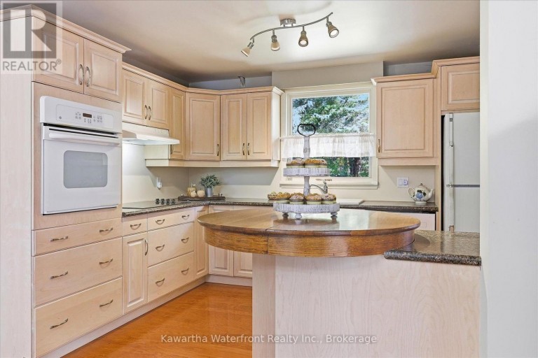 25 GOVERNMENT DOCK ROAD, Kawartha Lakes (Laxton/Digby/Longford), Ontario, K0M2L0