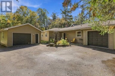 25 GOVERNMENT DOCK ROAD Kawartha Lakes (Laxton/Digby/Longford) Ontario photo 3