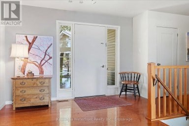 25 GOVERNMENT DOCK ROAD Kawartha Lakes (Laxton/Digby/Longford) Ontario photo 6