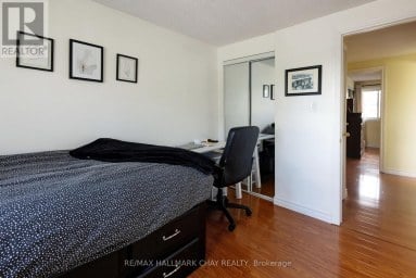 4 - 261 ROSE STREET Barrie (Wellington) Ontario photo 16