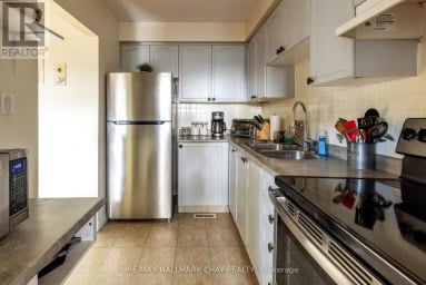 4 - 261 ROSE STREET Barrie (Wellington) Ontario photo 9