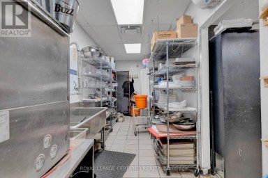 5025 STEELES AVENUE W Toronto (Humber Summit) Ontario photo 16