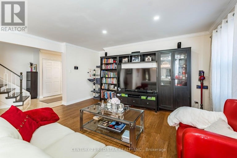 56 FOUNTAINBRIDGE DRIVE, Caledon (Bolton East), Ontario, L7E1N4