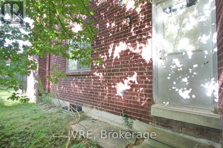 612 ELGIN MILLS ROAD W, Richmond Hill (Westbrook), Ontario, L4C4M2