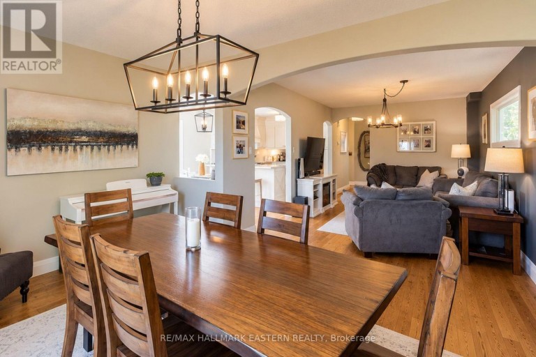 688 TRAILVIEW DRIVE, Peterborough (Ashburnham Ward 4), Ontario, K9J8P1