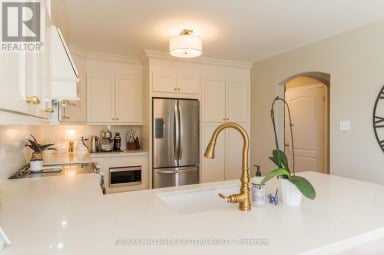 688 TRAILVIEW DRIVE Peterborough (Ashburnham Ward 4) Ontario photo 19