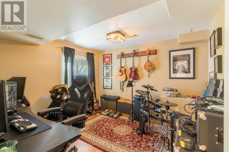 688 TRAILVIEW DRIVE, Peterborough (Ashburnham Ward 4), Ontario, K9J8P1