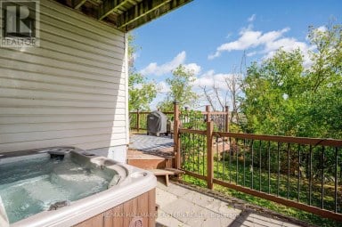 688 TRAILVIEW DRIVE Peterborough (Ashburnham Ward 4) Ontario photo 39