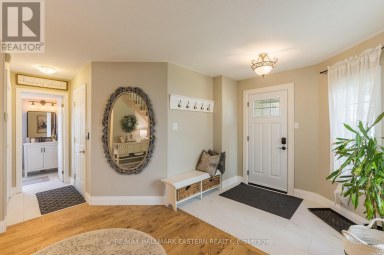 688 TRAILVIEW DRIVE Peterborough (Ashburnham Ward 4) Ontario photo 4