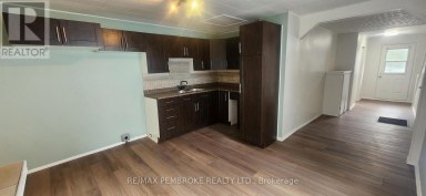478 RAMSEY STREET Pembroke Ontario photo 2