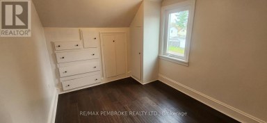 478 RAMSEY STREET Pembroke Ontario photo 7