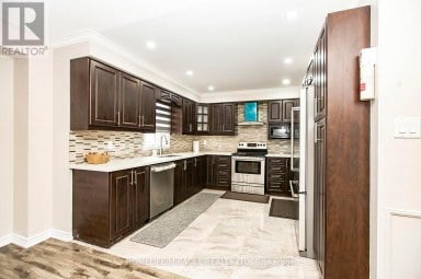 5 BUTLERMERE DRIVE Brampton (Fletcher's West) Ontario photo 12