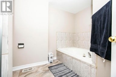 5 BUTLERMERE DRIVE Brampton (Fletcher's West) Ontario photo 25