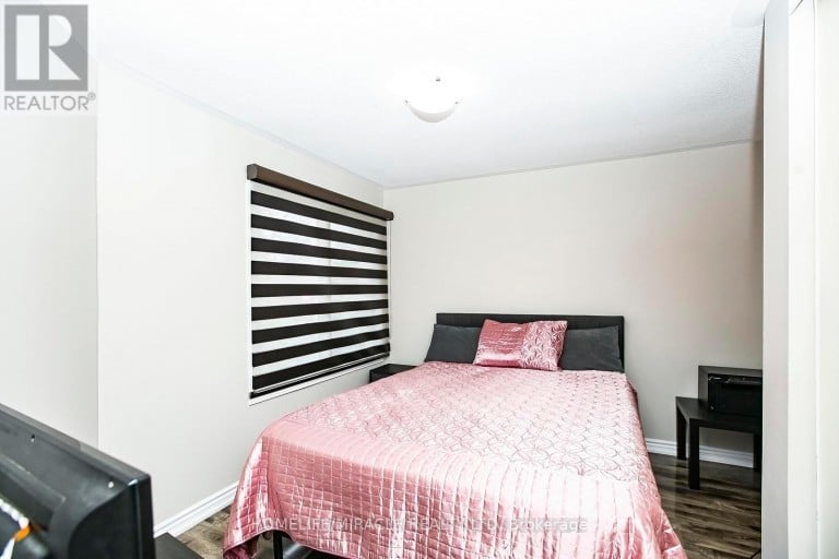 5 BUTLERMERE DRIVE, Brampton (Fletcher's West), Ontario, L6Y4S1