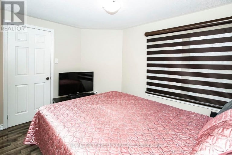 5 BUTLERMERE DRIVE, Brampton (Fletcher's West), Ontario, L6Y4S1