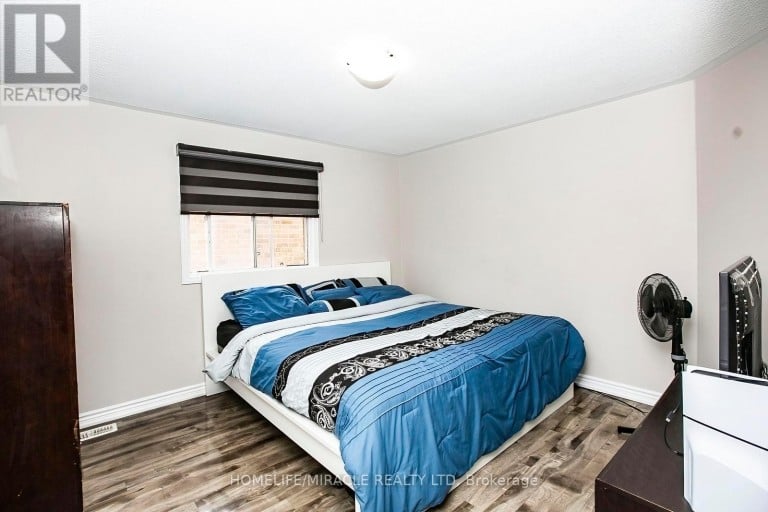 5 BUTLERMERE DRIVE, Brampton (Fletcher's West), Ontario, L6Y4S1