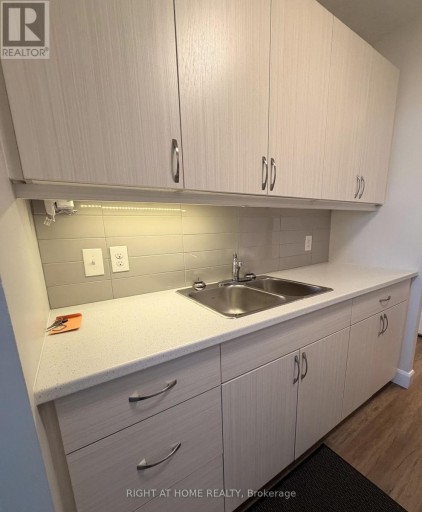 505 - 215 GLENRIDGE AVENUE, St. Catharines (Glendale/Glenridge), Ontario, L2T3J7