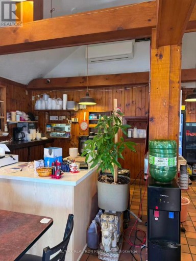 1088 MAIN STREET W, Hamilton (Westdale), Ontario, L8S1B3