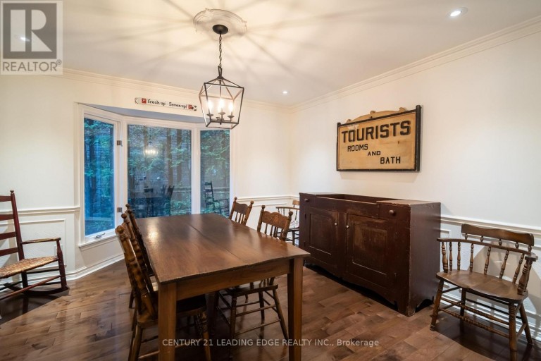 53 MCCLENNY DRIVE, Aurora (Aurora Highlands), Ontario, L4G5P5