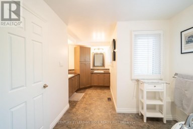 53 MCCLENNY DRIVE Aurora (Aurora Highlands) Ontario photo 19