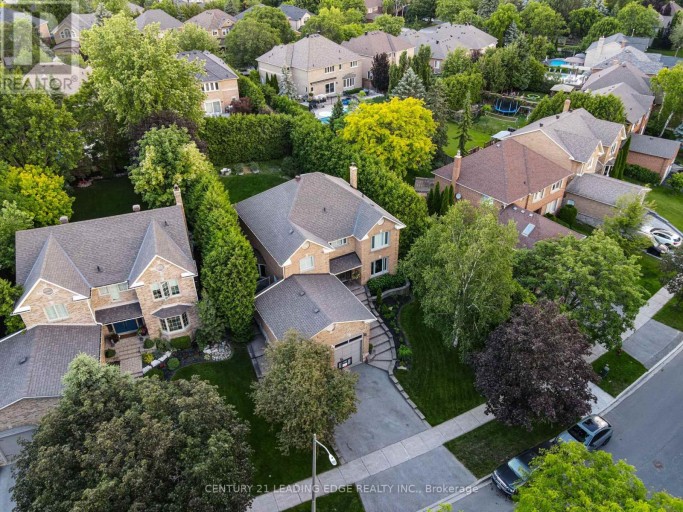 53 MCCLENNY DRIVE, Aurora (Aurora Highlands), Ontario, L4G5P5