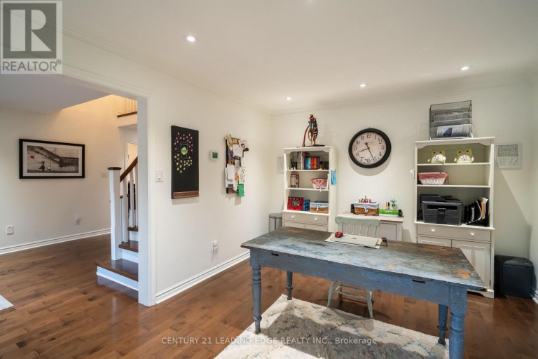 53 MCCLENNY DRIVE, Aurora (Aurora Highlands), Ontario, L4G5P5