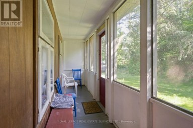 287 HURON ROAD South Bruce Peninsula Ontario photo 12