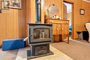 287 HURON ROAD South Bruce Peninsula Ontario photo 8