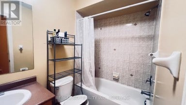74 MOURNING DOVE CRESCENT Toronto (Malvern) Ontario photo 9