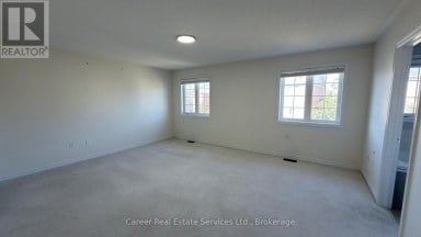 10 CAMPVIEW STREET Whitby (Taunton North) Ontario photo 15