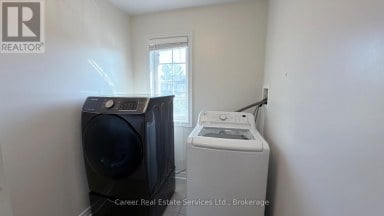 10 CAMPVIEW STREET Whitby (Taunton North) Ontario photo 23