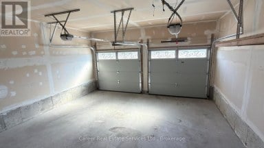 10 CAMPVIEW STREET Whitby (Taunton North) Ontario photo 30