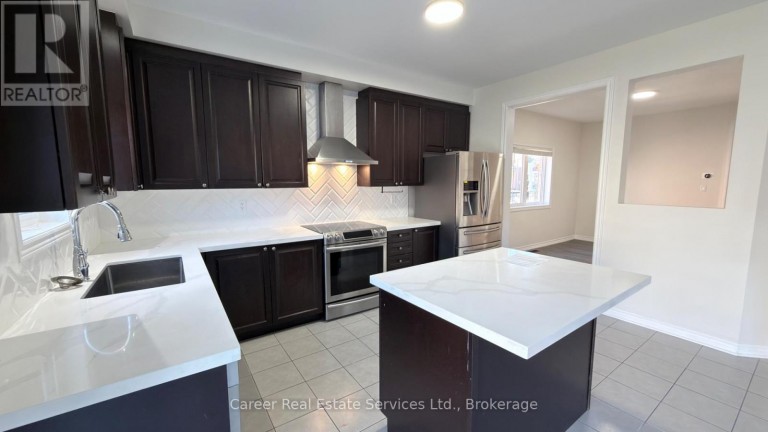 10 CAMPVIEW STREET, Whitby (Taunton North), Ontario, L1R0K5