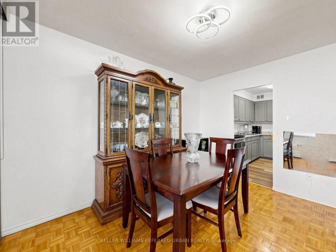 1111 - 10 PARKWAY FOREST DRIVE, Toronto (Henry Farm), Ontario, M2J1L3