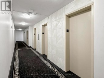 1111 - 10 PARKWAY FOREST DRIVE Toronto (Henry Farm) Ontario photo 4
