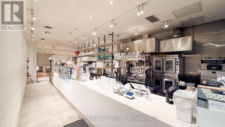 114 DUNDAS STREET W, Toronto (Bay Street Corridor), Ontario, M5G1C3