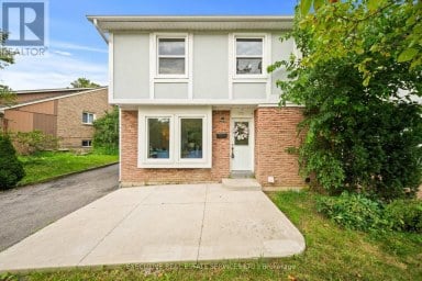 100 CENTRE STREET N Brampton (Brampton North) Ontario photo 1
