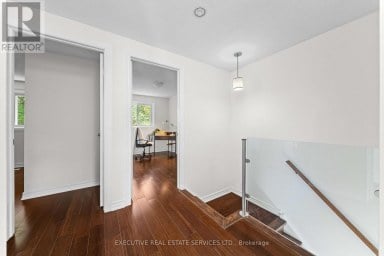 100 CENTRE STREET N Brampton (Brampton North) Ontario photo 20