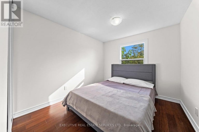 100 CENTRE STREET N, Brampton (Brampton North), Ontario, L6V2Z3