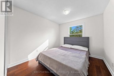 100 CENTRE STREET N Brampton (Brampton North) Ontario photo 23