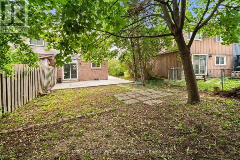 100 CENTRE STREET N, Brampton (Brampton North), Ontario, L6V2Z3