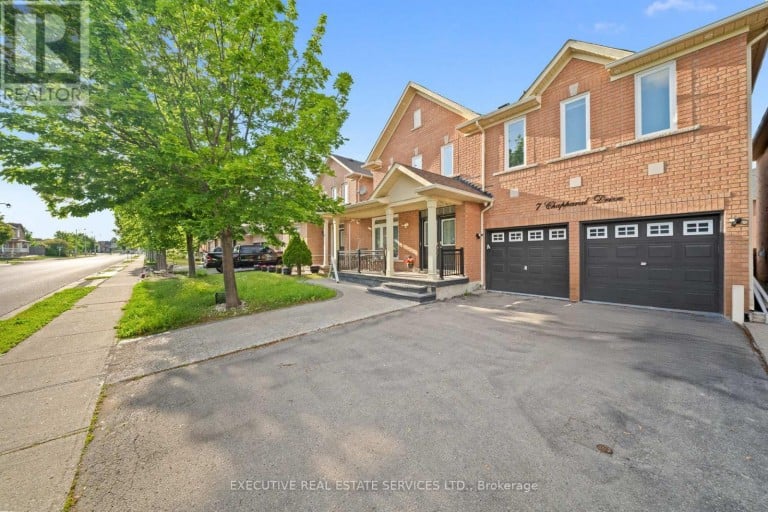 7 CHAPPARAL DRIVE, Brampton (Sandringham-Wellington), Ontario, L6R3C5