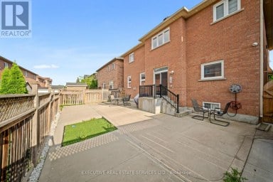 7 CHAPPARAL DRIVE Brampton (Sandringham-Wellington) Ontario photo 42