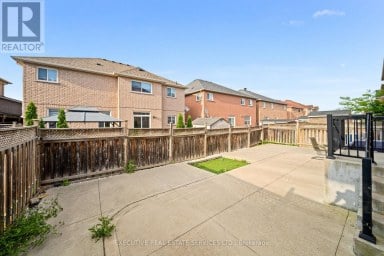 7 CHAPPARAL DRIVE Brampton (Sandringham-Wellington) Ontario photo 43