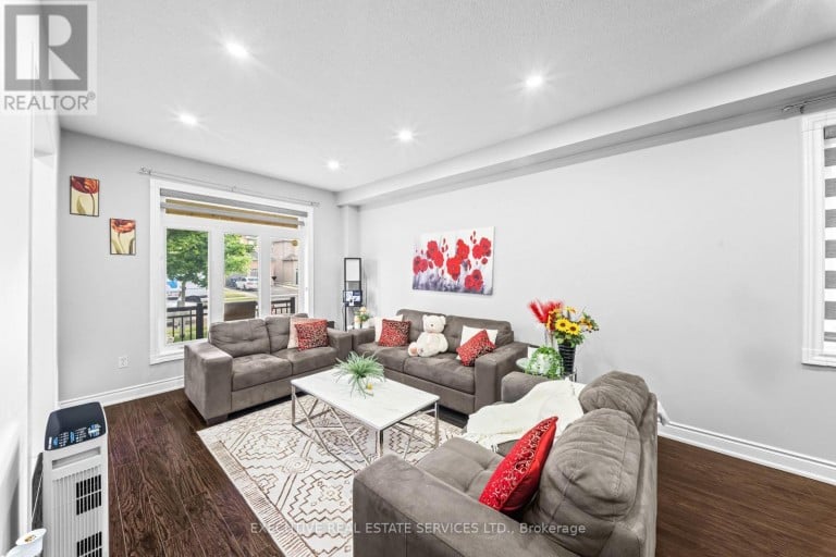 7 CHAPPARAL DRIVE, Brampton (Sandringham-Wellington), Ontario, L6R3C5