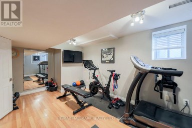 620 INDIAN ROAD Toronto (High Park North) Ontario photo 22