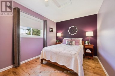 45 PEGLAR CRESCENT Centre Wellington (Fergus) Ontario photo 16