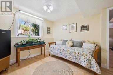 45 PEGLAR CRESCENT Centre Wellington (Fergus) Ontario photo 26